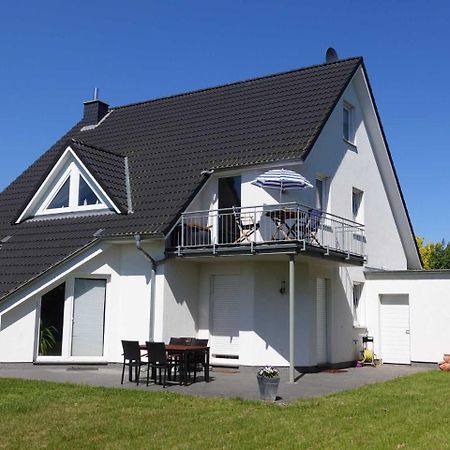 Ferienwohnung Regenbogenhaus Hasselberg  Buitenkant foto