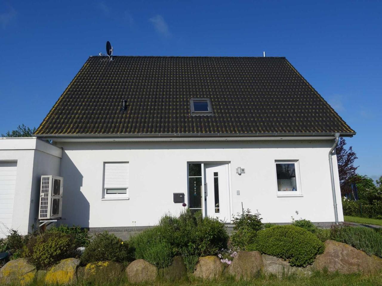 Ferienwohnung Regenbogenhaus Hasselberg  Buitenkant foto