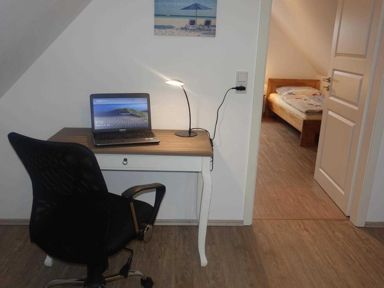 Ferienwohnung Regenbogenhaus Hasselberg  Buitenkant foto